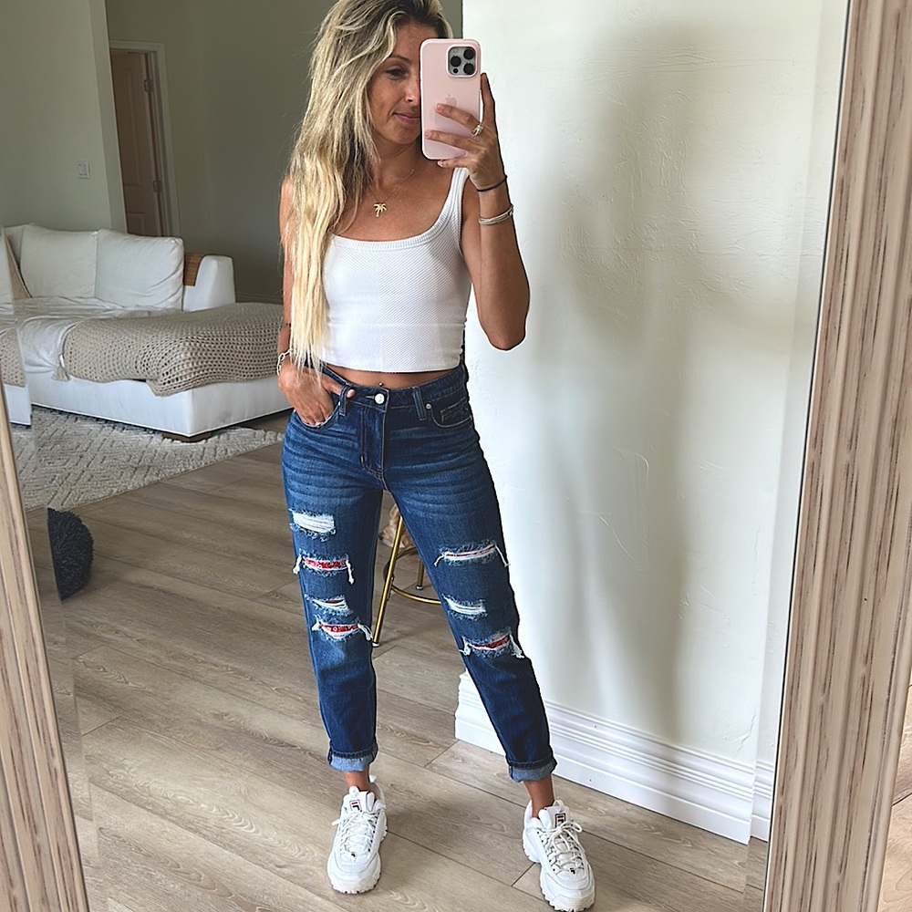 KANCAN JEANS, red bandana patch details